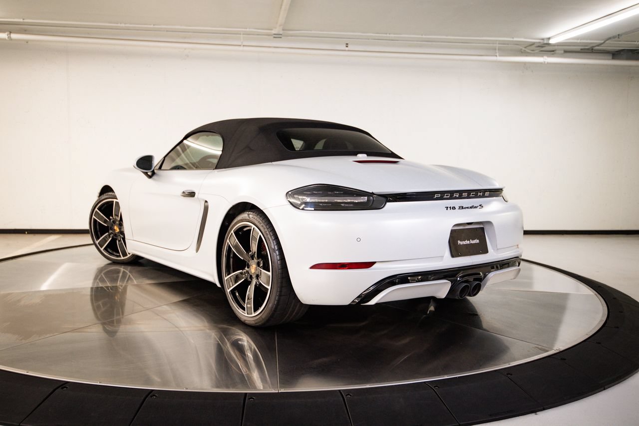 Certified 2024 Porsche 718 Boxster S RWD image 3