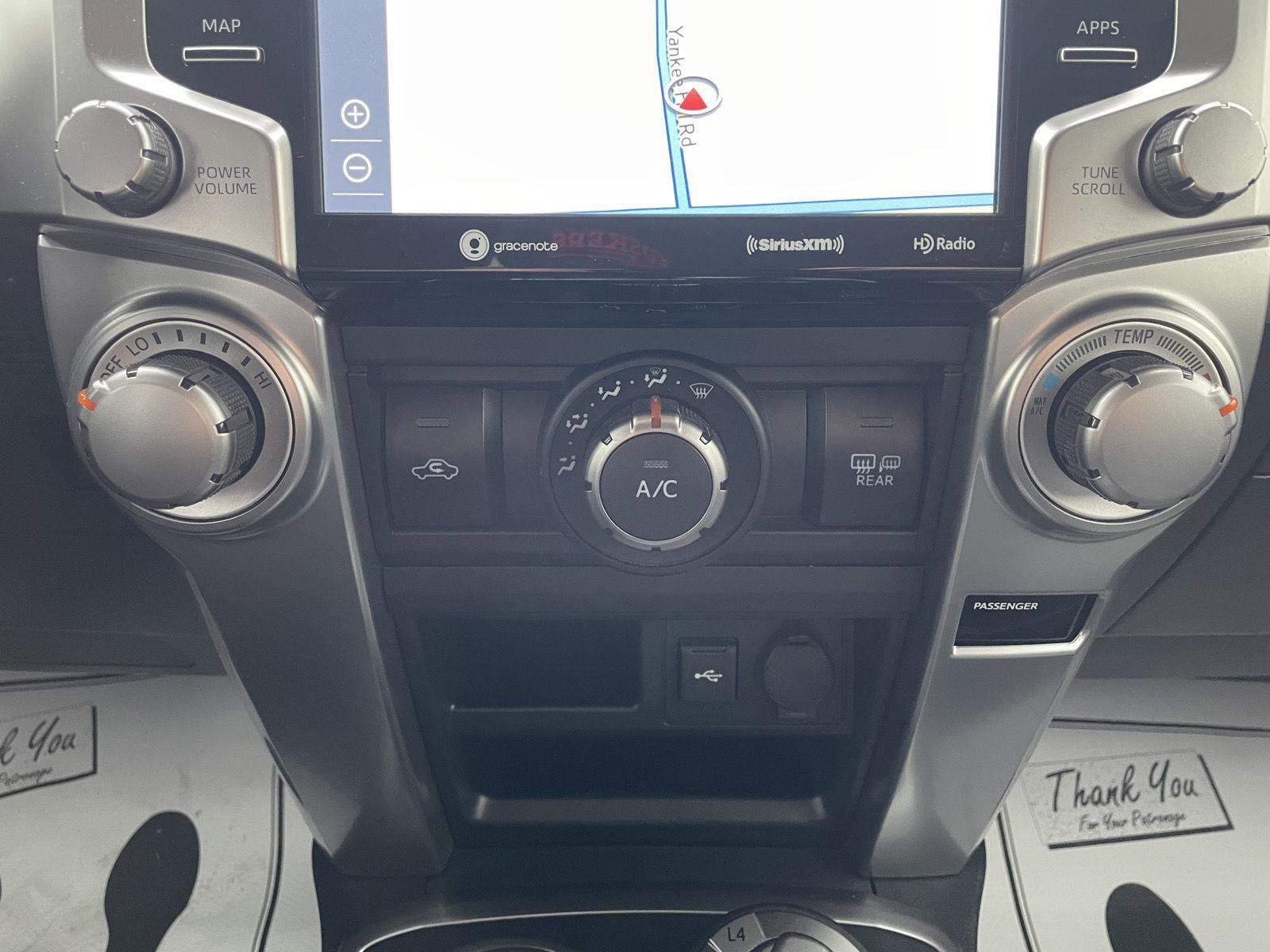 Used 2022 Toyota 4Runner SR5 Premium image 27