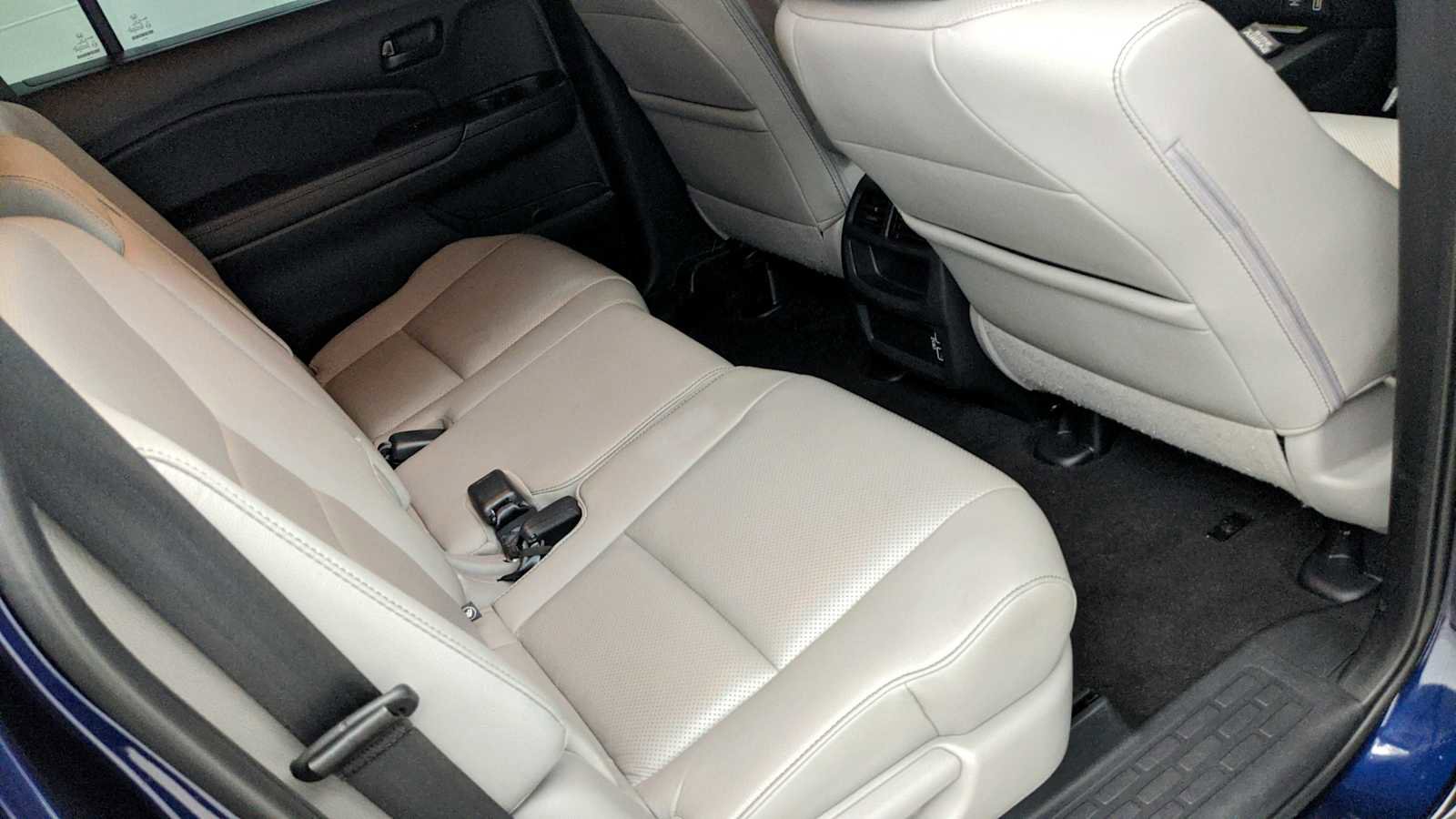 Used 2023 Honda Passport EX-L image 26