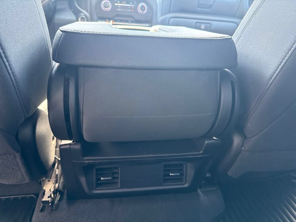 Used 2023 Chevrolet Silverado 1500 Custom w/ LPO, Dark Essentials Package AWD/4WD image 18