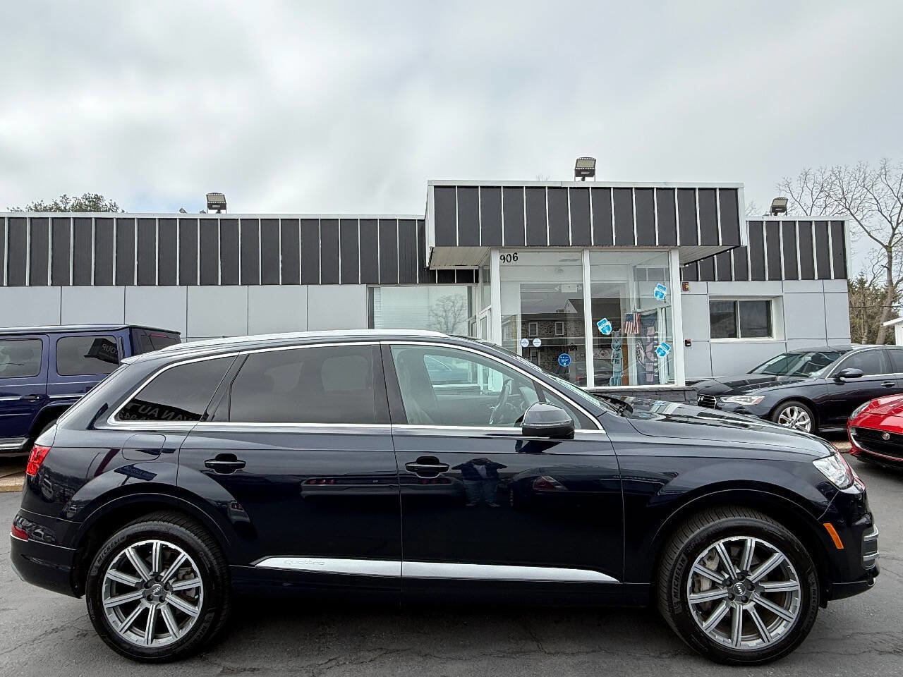 Used 2017 Audi Q7 3.0T Premium Plus image 8