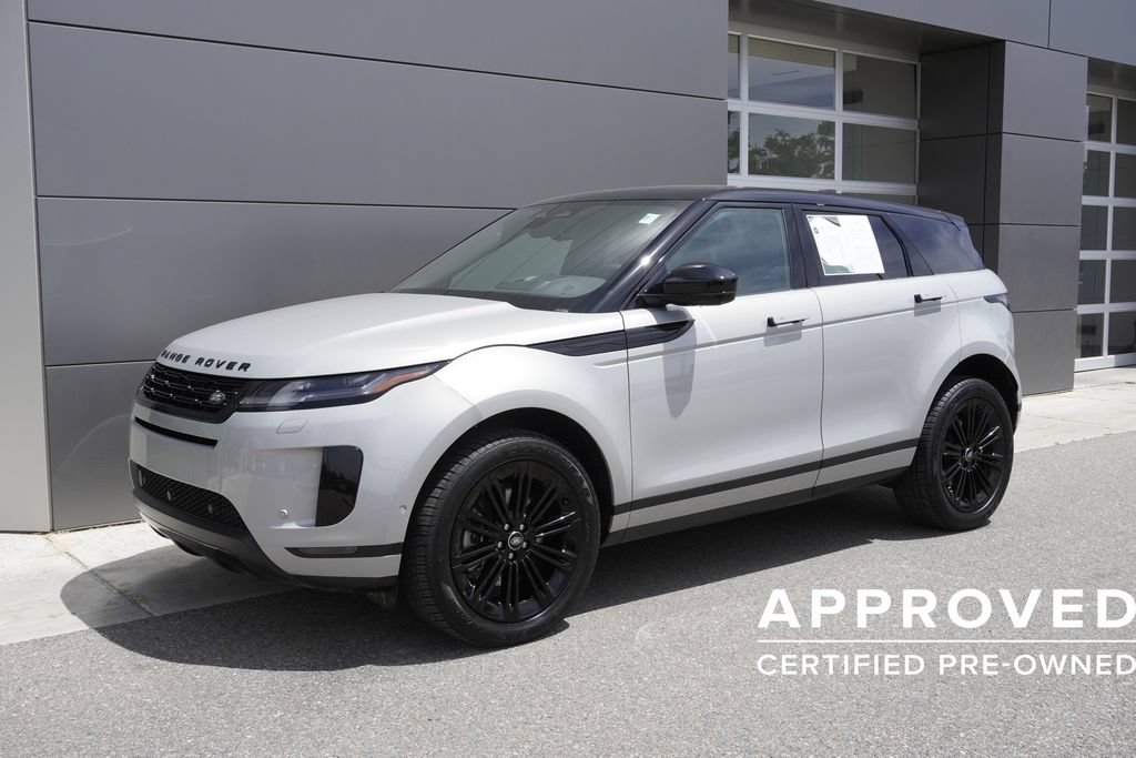 Used 2025 Land Rover Range Rover Evoque S AWD/4WD image 3