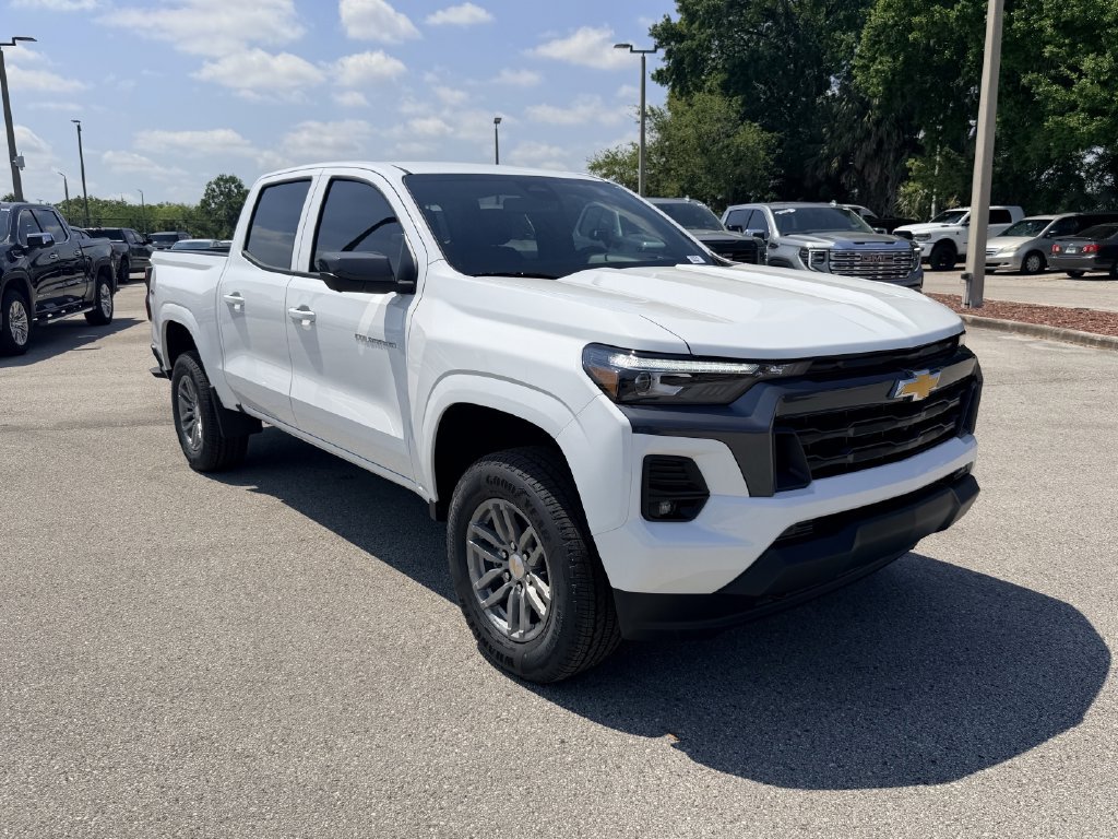 New 2026 Chevrolet Colorado LT w/ LT Convenience Package AWD/4WD image 2