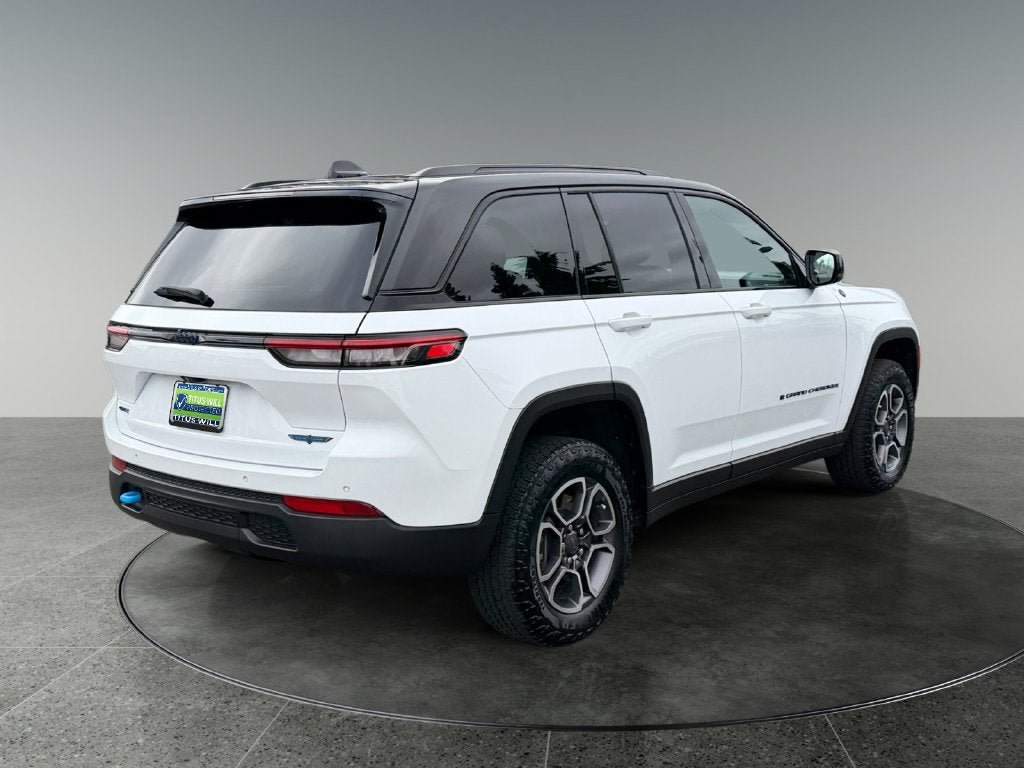 Used 2022 Jeep Grand Cherokee Trailhawk AWD/4WD image 10