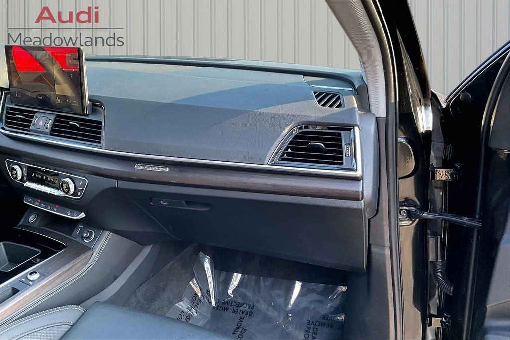 Used 2023 Audi Q5 2.0T Prestige w/ Prestige Package image 26