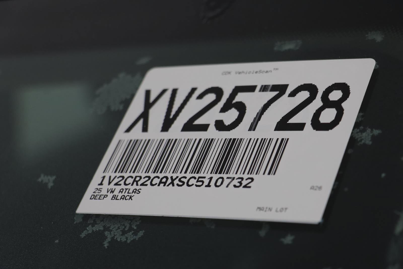 Used 2025 Volkswagen Atlas Peak Edition SE image 23