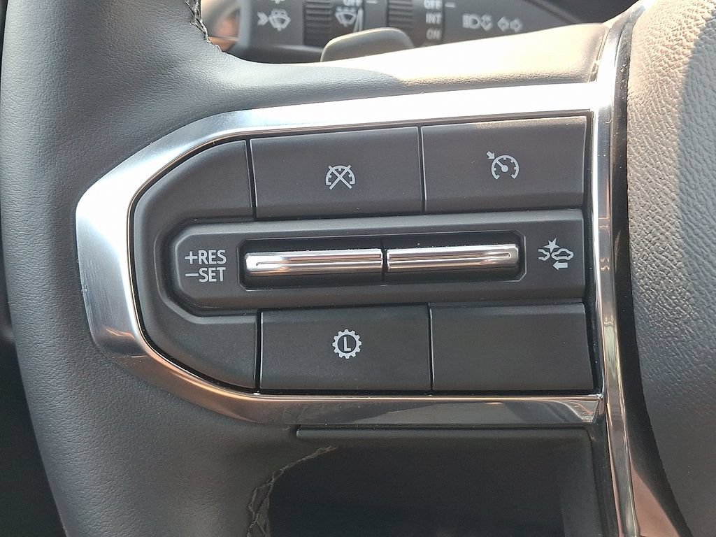 Certified 2025 GMC Acadia Elevation AWD/4WD image 21