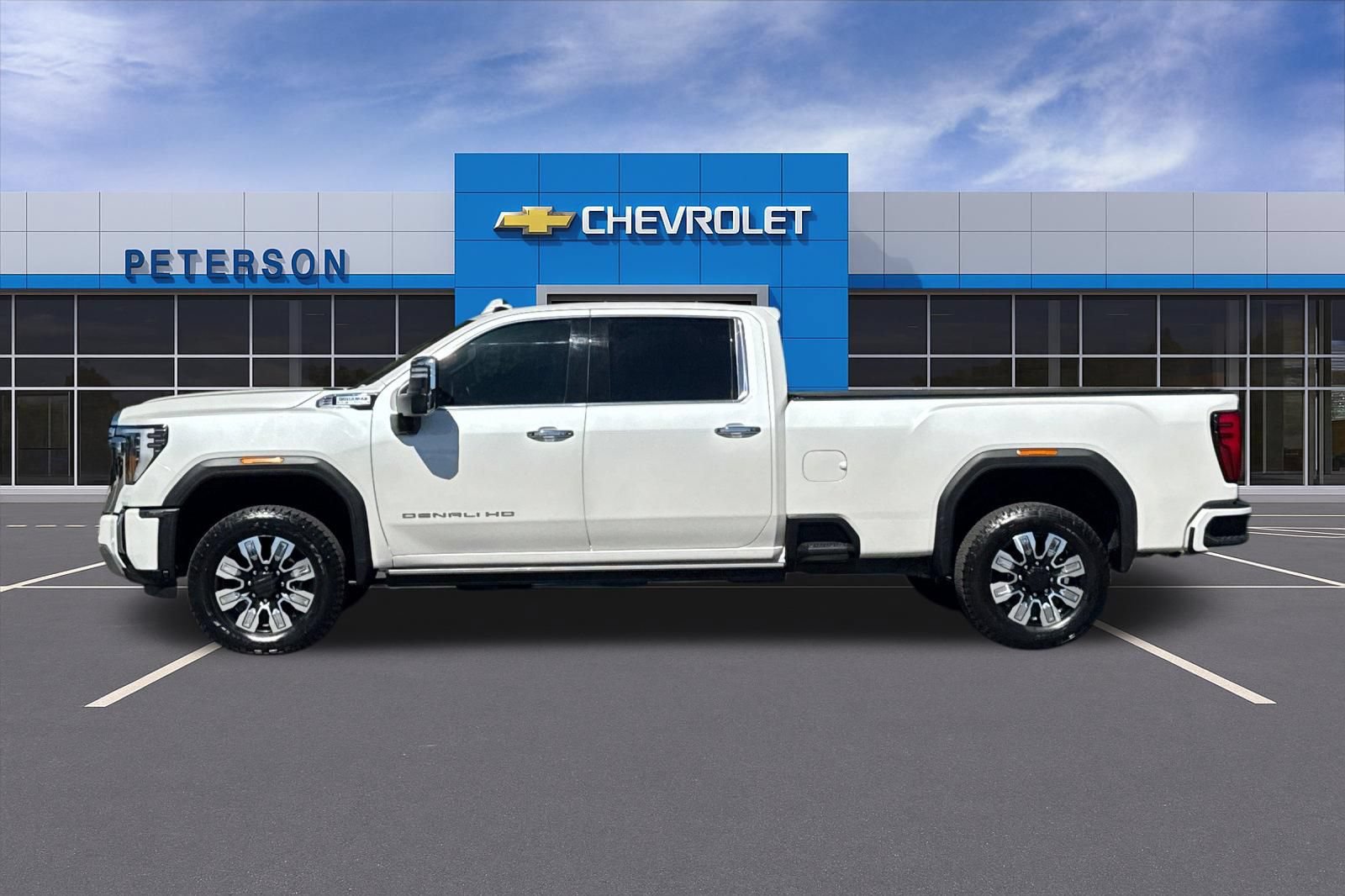 Certified 2024 GMC Sierra 3500 Denali w/ Denali Reserve Package AWD/4WD image 7