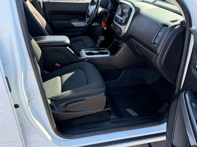 Used 2017 Chevrolet Colorado LT w/ LT Convenience Package RWD image 25