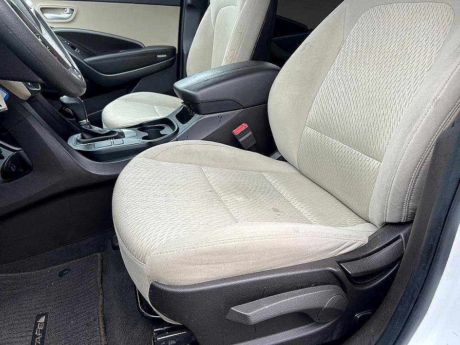 Used 2017 Hyundai Santa Fe Sport image 9