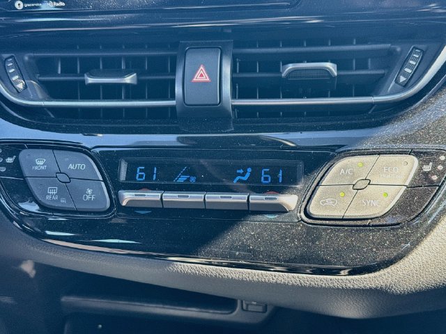 Used 2018 Toyota C-HR XLE FWD image 19
