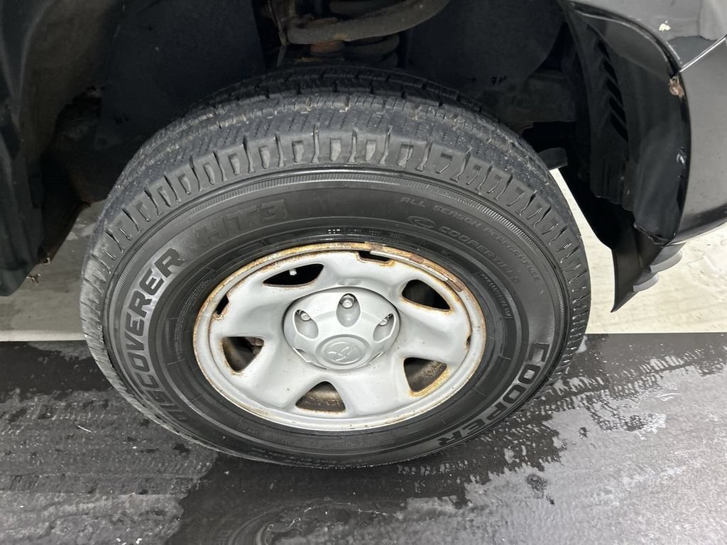 Used 2019 Toyota Tacoma SR w/ SR Convenience Package AWD/4WD image 8
