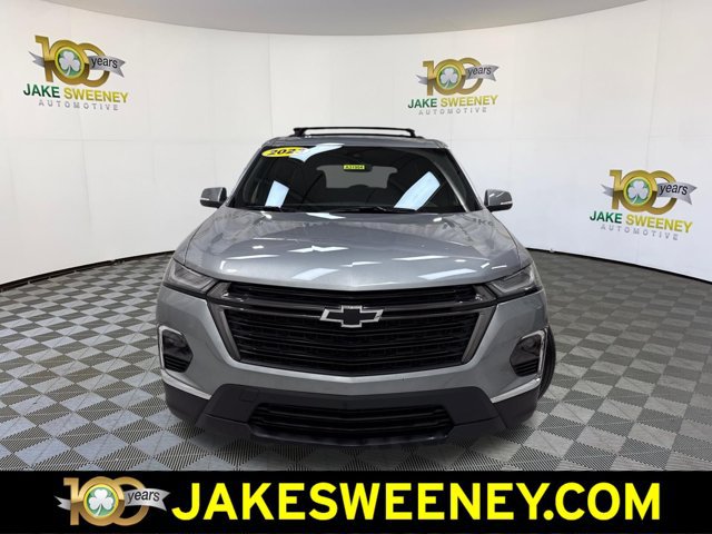 Used 2023 Chevrolet Traverse LT FWD image 1