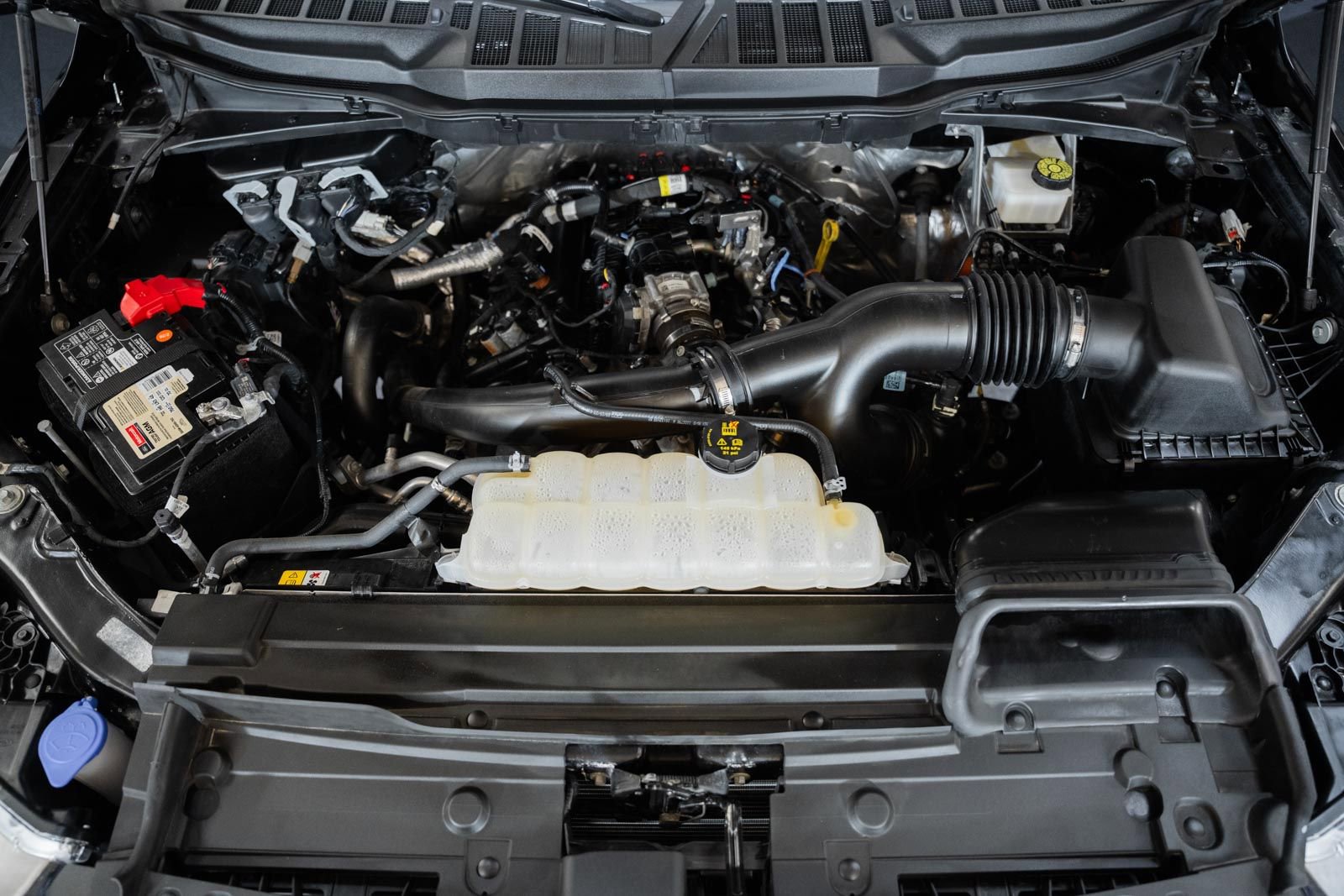 Certified 2023 Ford F150 Lariat w/ Equipment Group 502A High image 27