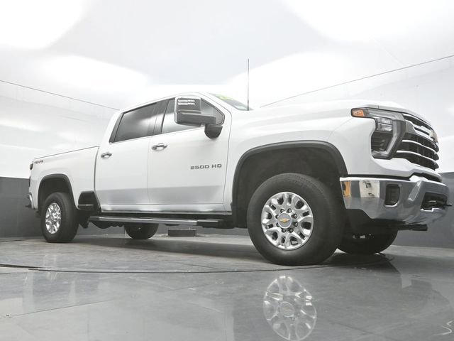 Used 2024 Chevrolet Silverado 2500 LTZ image 31