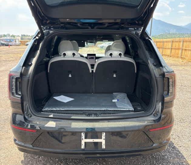 Used 2025 Volvo EX90 Ultra AWD/4WD image 8