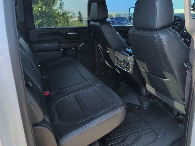 Used 2022 GMC Sierra 3500 Denali w/ Denali Ultimate Package AWD/4WD image 11