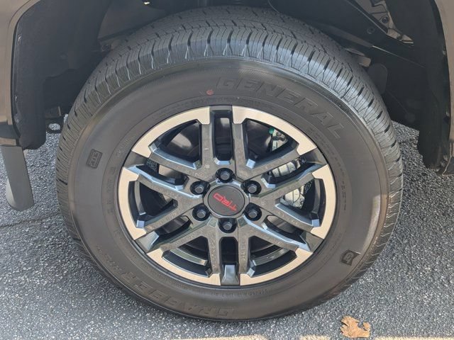 Used 2026 Toyota Tacoma TRD Sport RWD image 11
