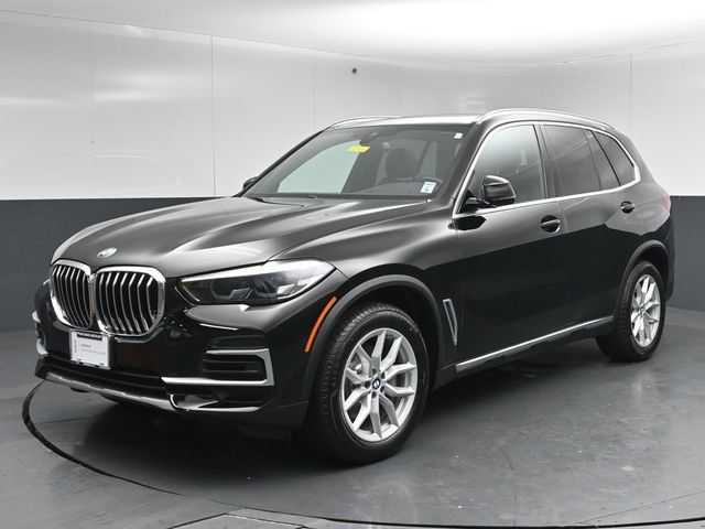 Used 2023 BMW X5 xDrive40i w/ Premium Package AWD/4WD image 3