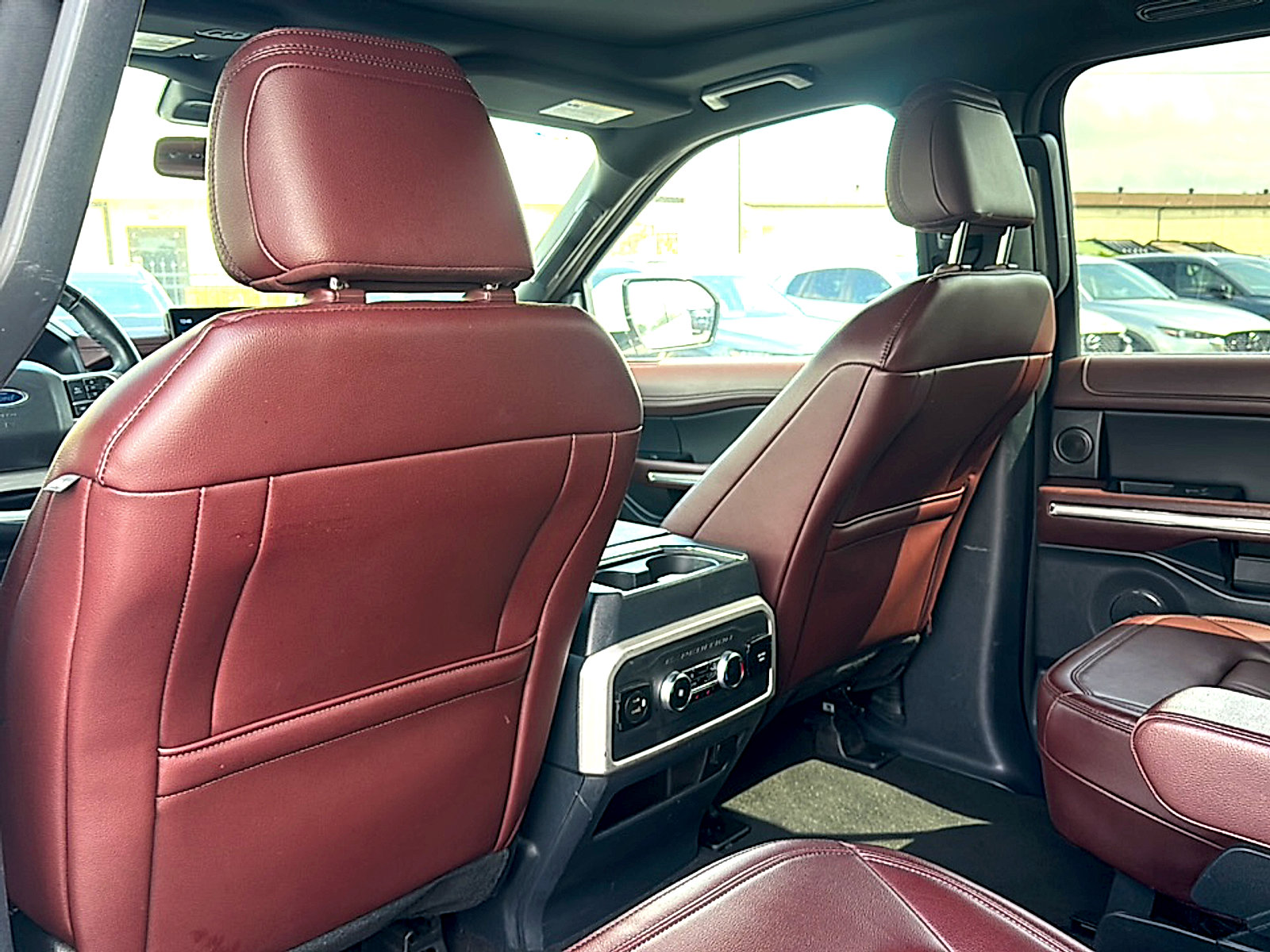 Used 2023 Ford Expedition Limited image 17