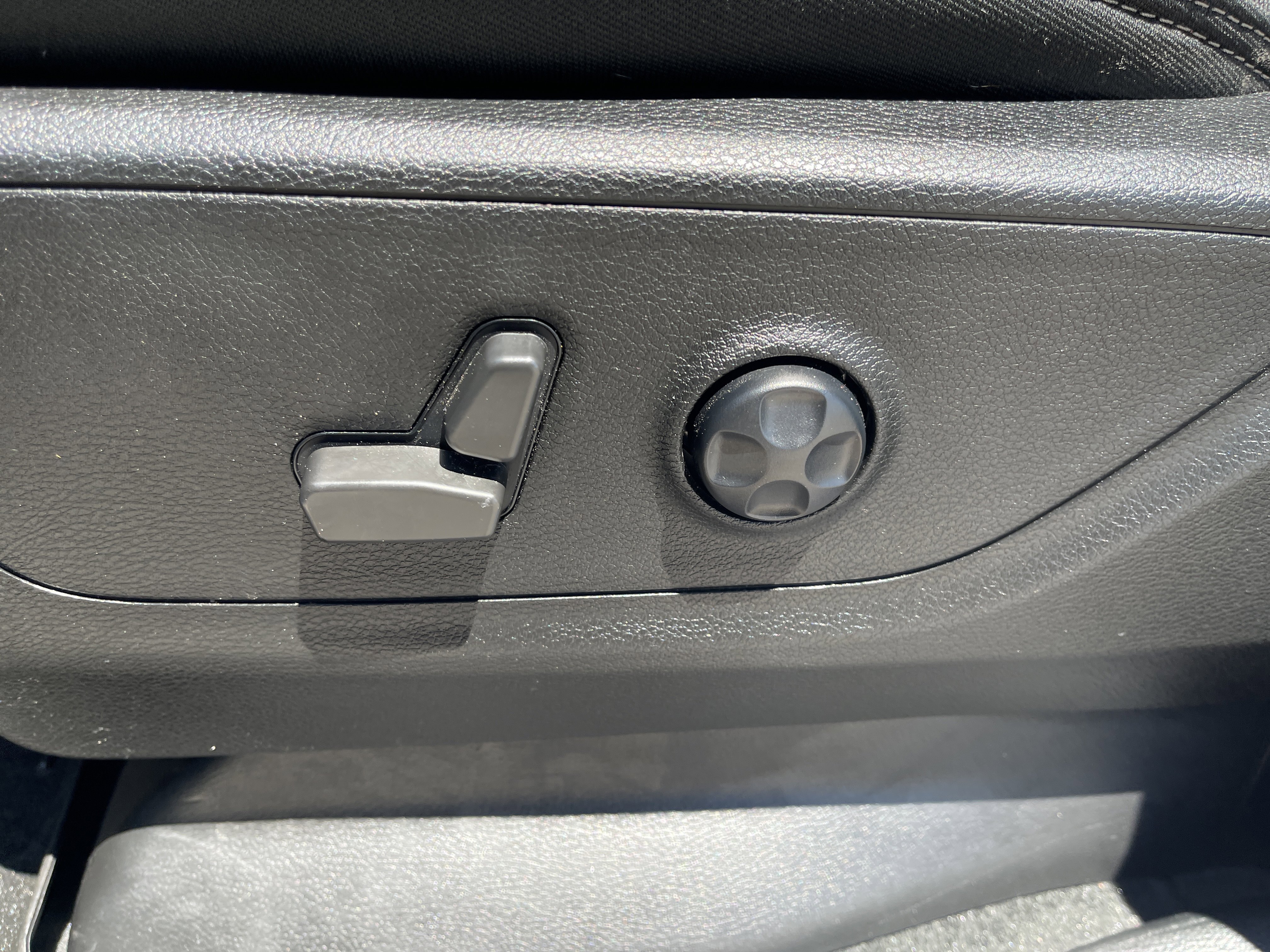 Used 2021 RAM 1500 Big Horn AWD/4WD image 35