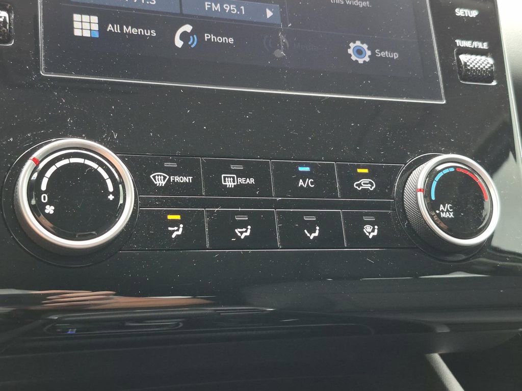 Used 2024 Hyundai Tucson SE image 26