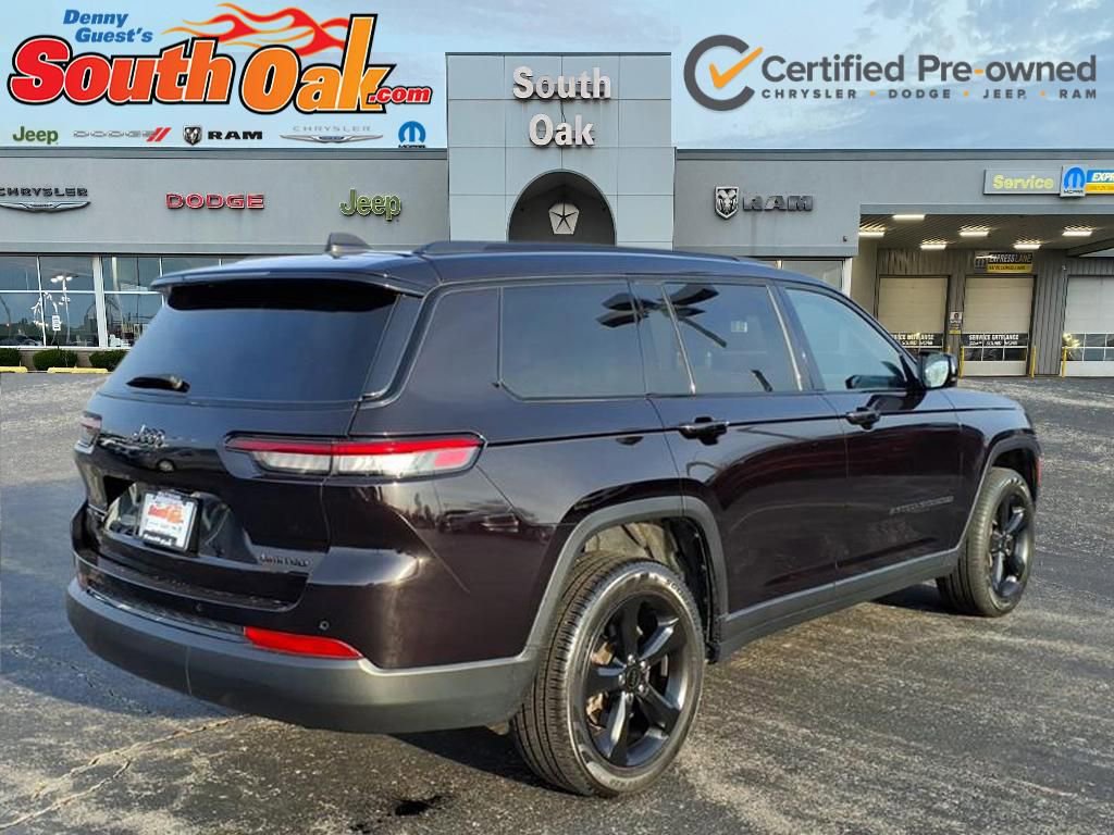 Certified 2023 Jeep Grand Cherokee L Limited w/ Black Appearance Package image 3