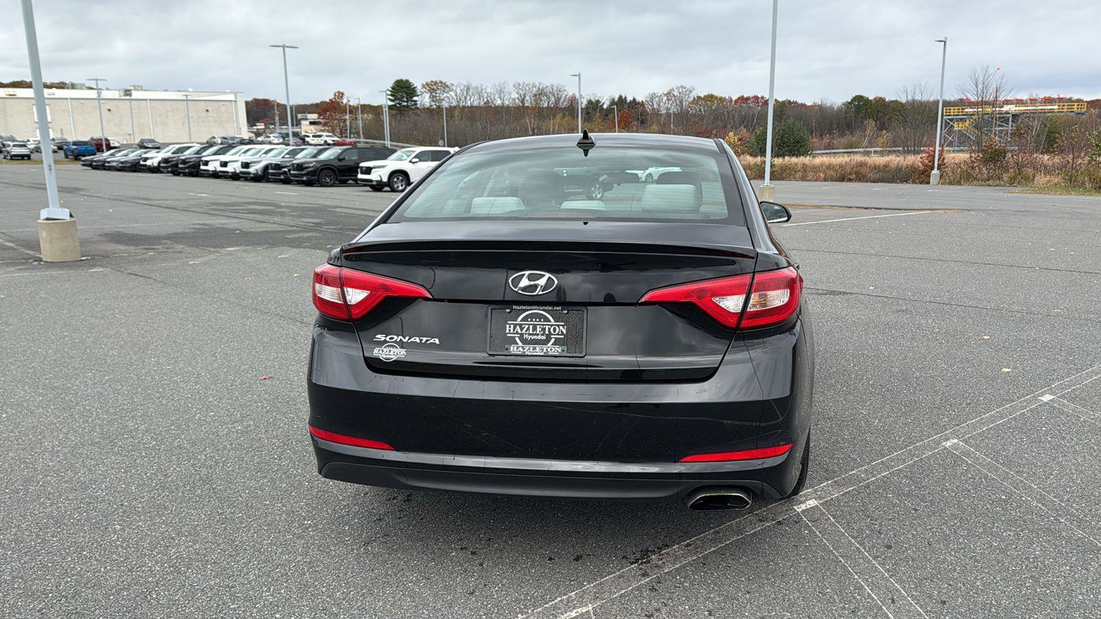 Used 2017 Hyundai Sonata SE image 7
