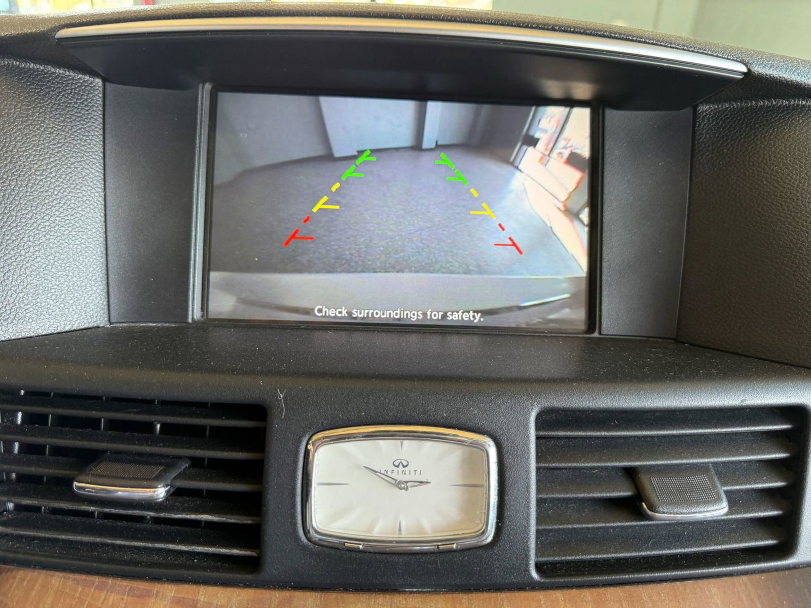 Used 2011 INFINITI M37 w/ Deluxe Touring Pkg RWD image 19