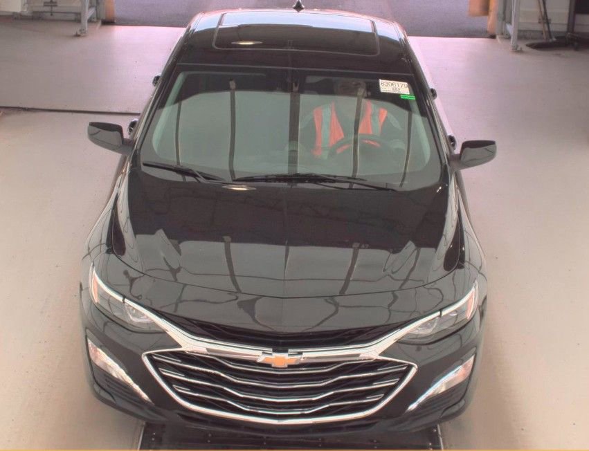 Used 2023 Chevrolet Malibu LT image 2