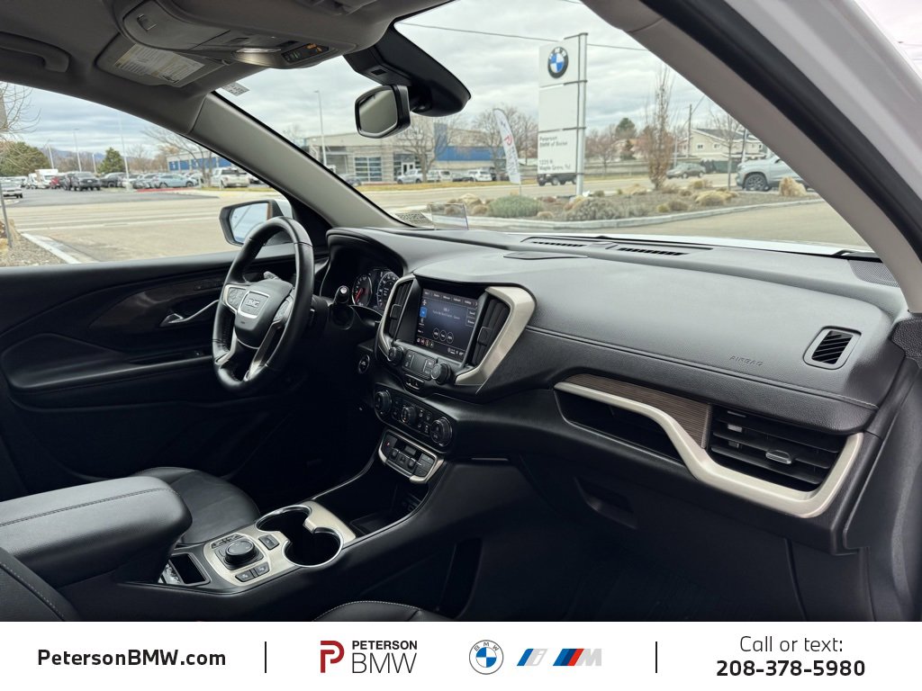 Used 2022 GMC Terrain Denali image 18