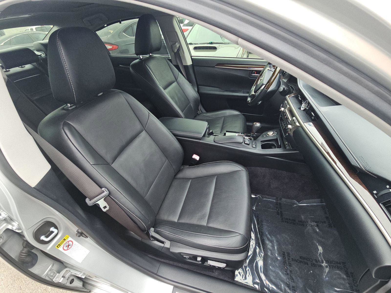 Used 2015 Lexus ES 350 w/ Ultra Luxury Package image 9