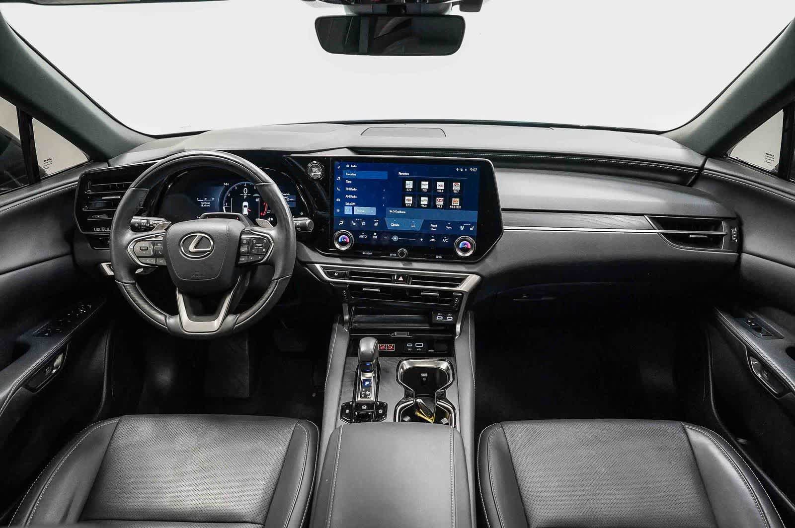 Used 2025 Lexus RX 350 Premium w/ Convenience Package FWD image 12