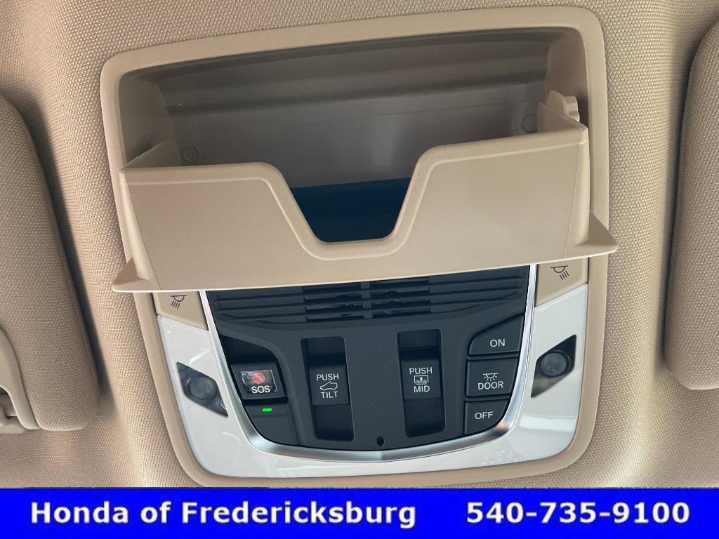 Used 2025 Acura MDX w/Technology Package image 44