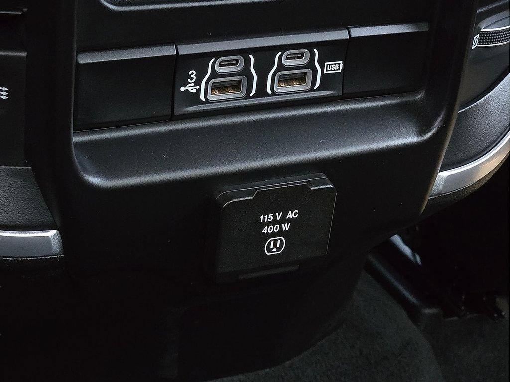 Used 2020 RAM 1500 Big Horn AWD/4WD image 11