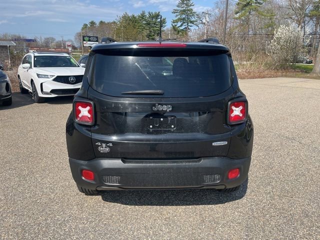 Used 2017 Jeep Renegade Latitude w/ Popular Equipment Group AWD/4WD image 4