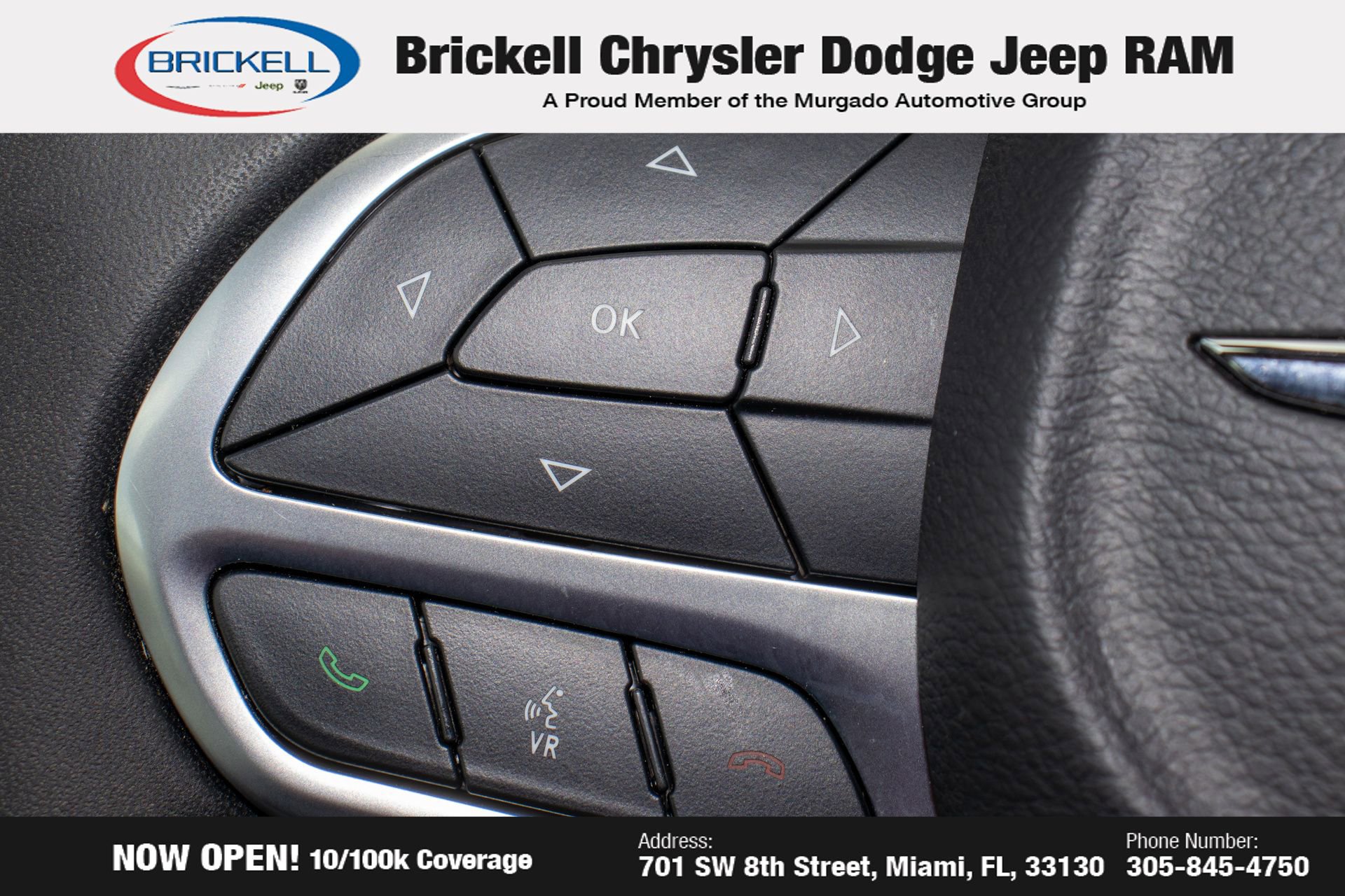 Used 2024 Chrysler Pacifica Touring-L image 28