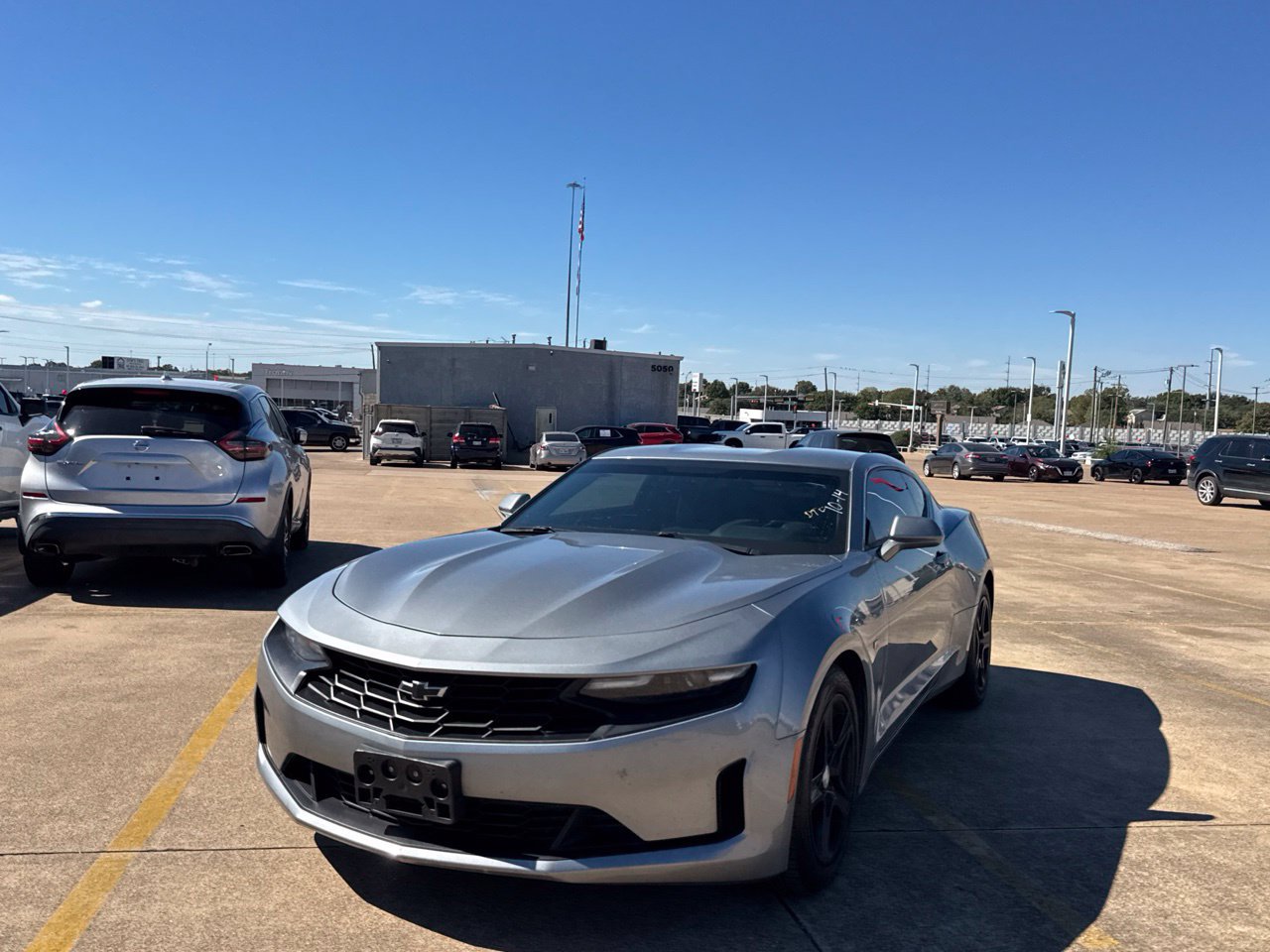 Used 2023 Chevrolet Camaro LT RWD image 8
