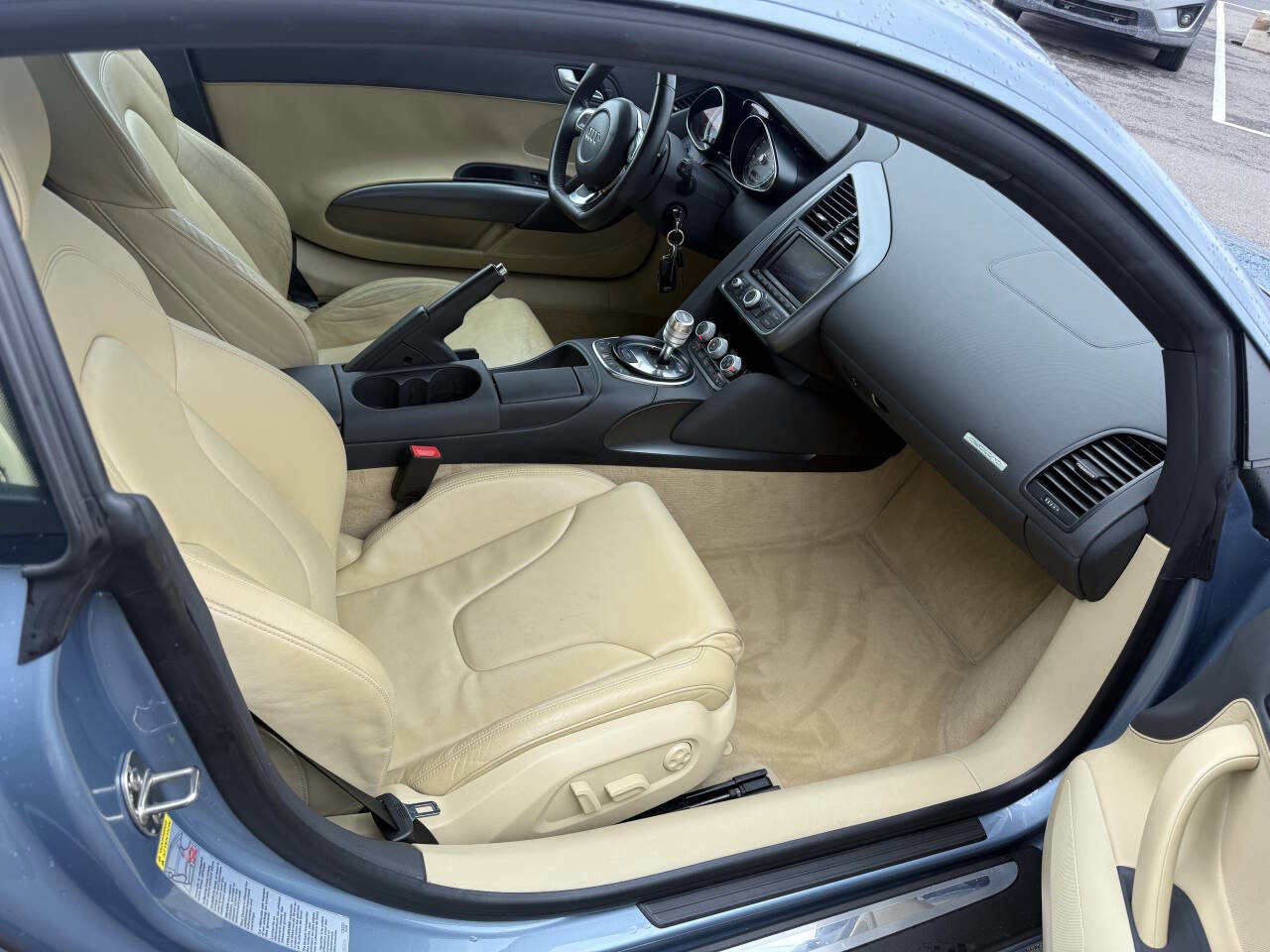 Used 2009 Audi R8 V8 image 14