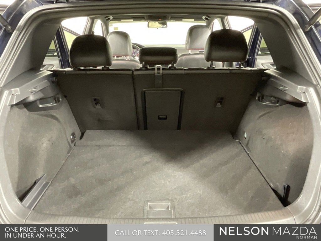 Used 2017 Volkswagen GTI SE image 13