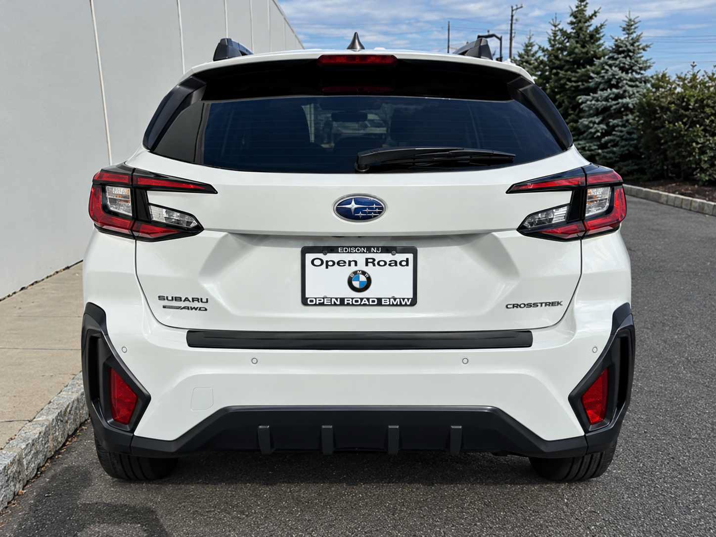 Used 2024 Subaru Crosstrek 2.5i Limited AWD/4WD image 6
