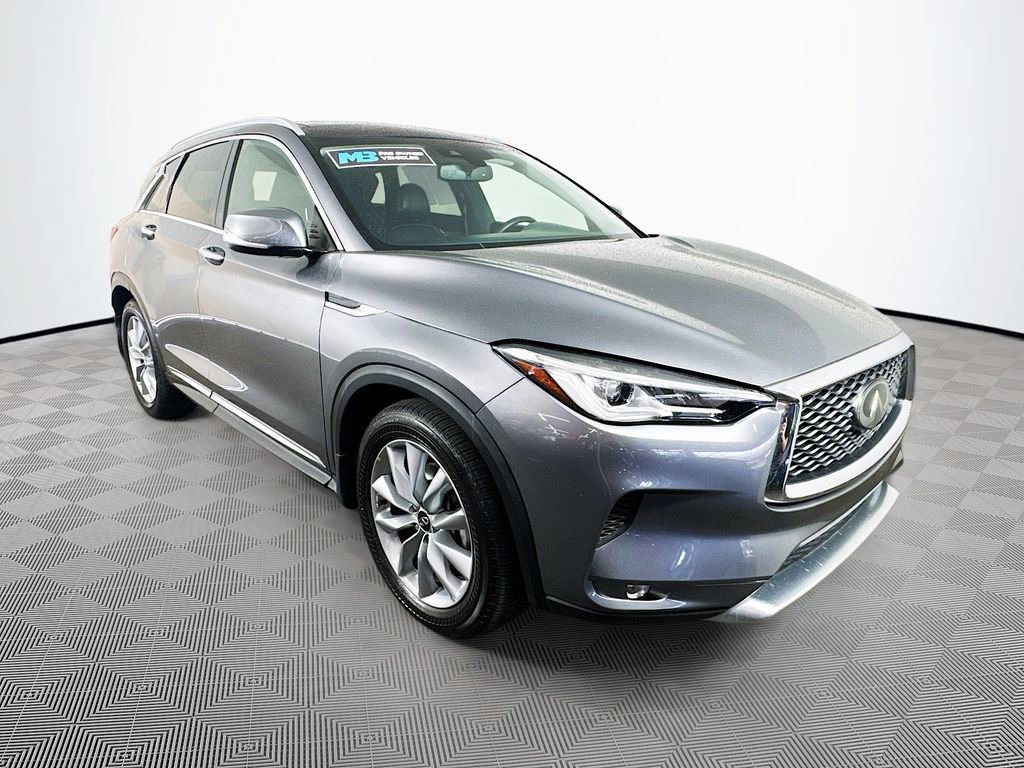 Used 2021 INFINITI QX50 Luxe w/ Accent Package image 3