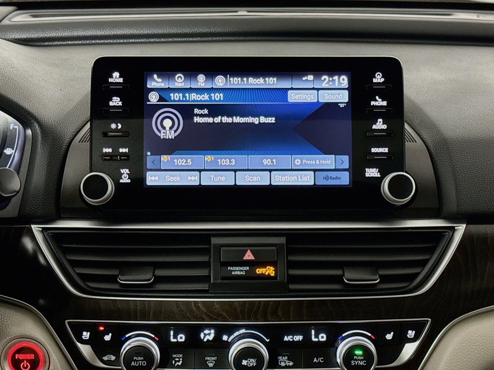 Used 2022 Honda Accord Touring image 29