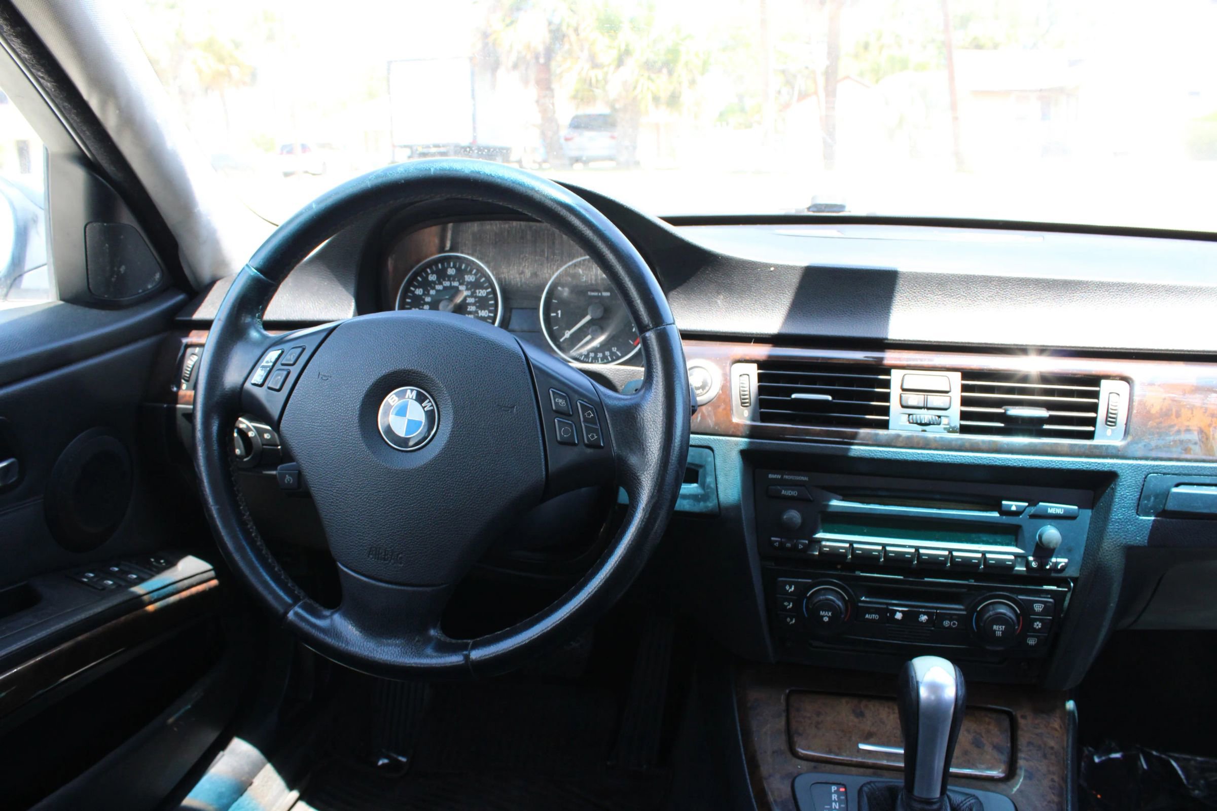 Used 2006 BMW 325i Sedan RWD image 5