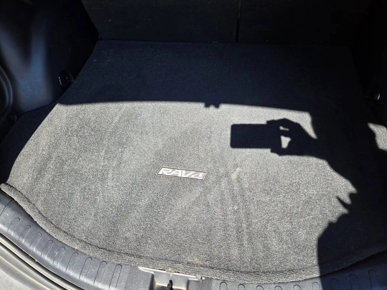 Used 2015 Toyota RAV4 Limited image 26