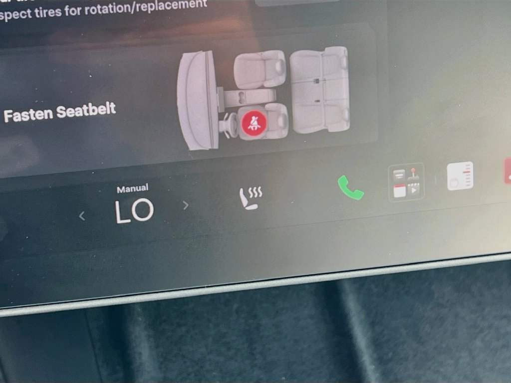 Used 2025 Tesla Model Y Long Range RWD image 19