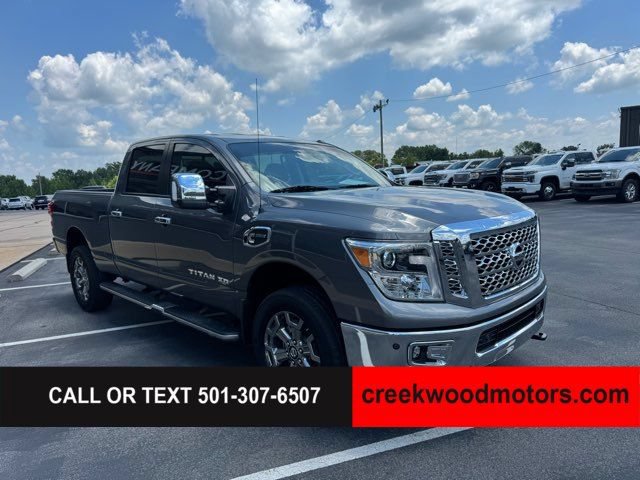Used 2019 Nissan Titan SL w/ Chrome Package AWD/4WD image 2