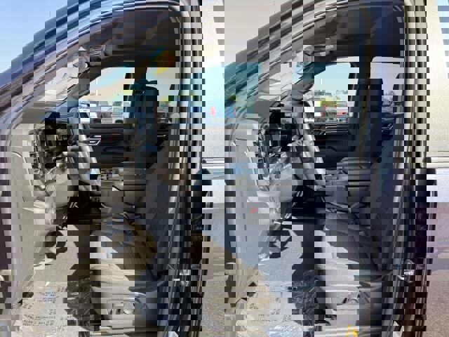 Used 2022 Chevrolet Silverado 1500 LT image 11