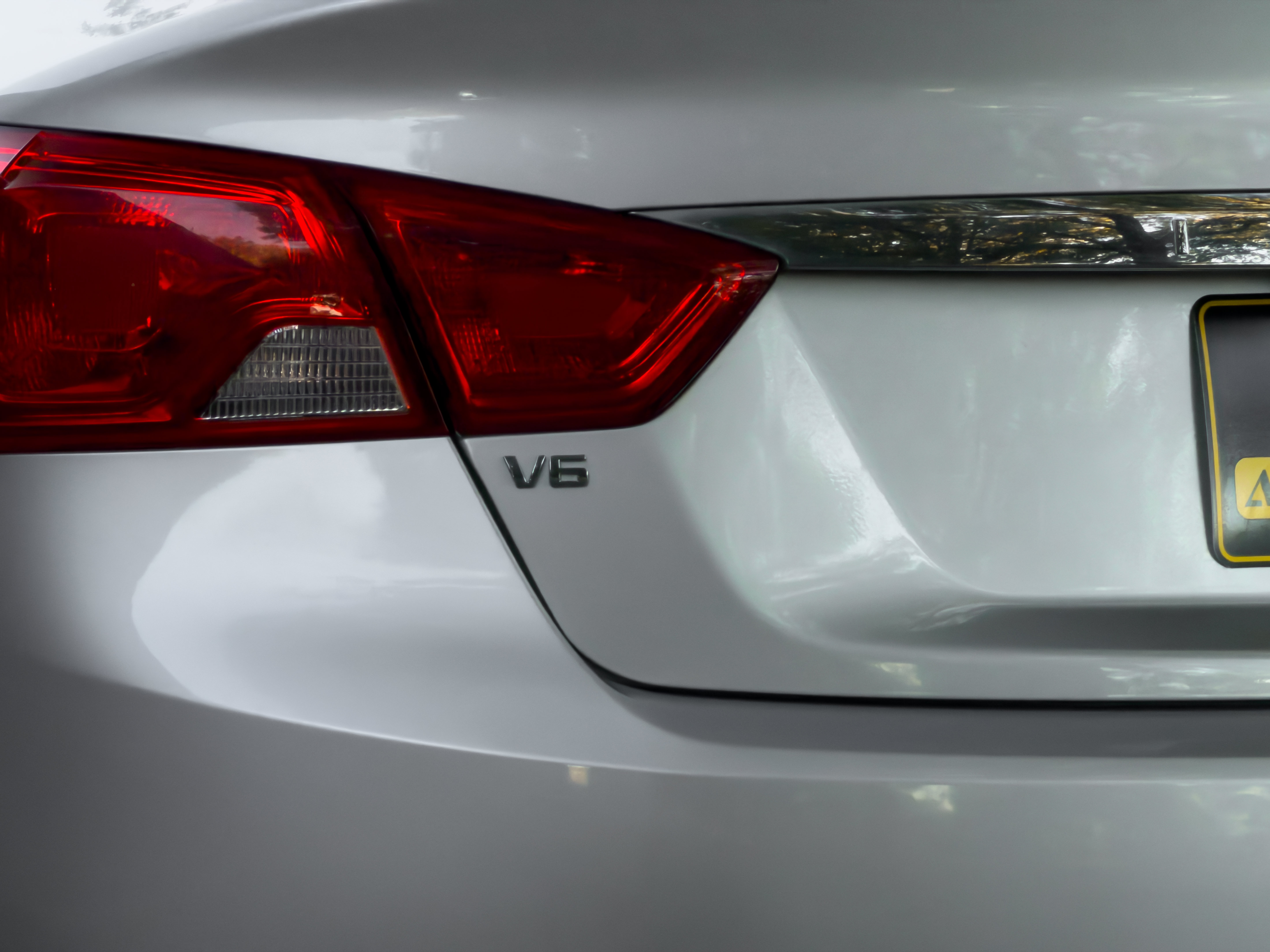 Used 2018 Chevrolet Impala LT FWD image 52