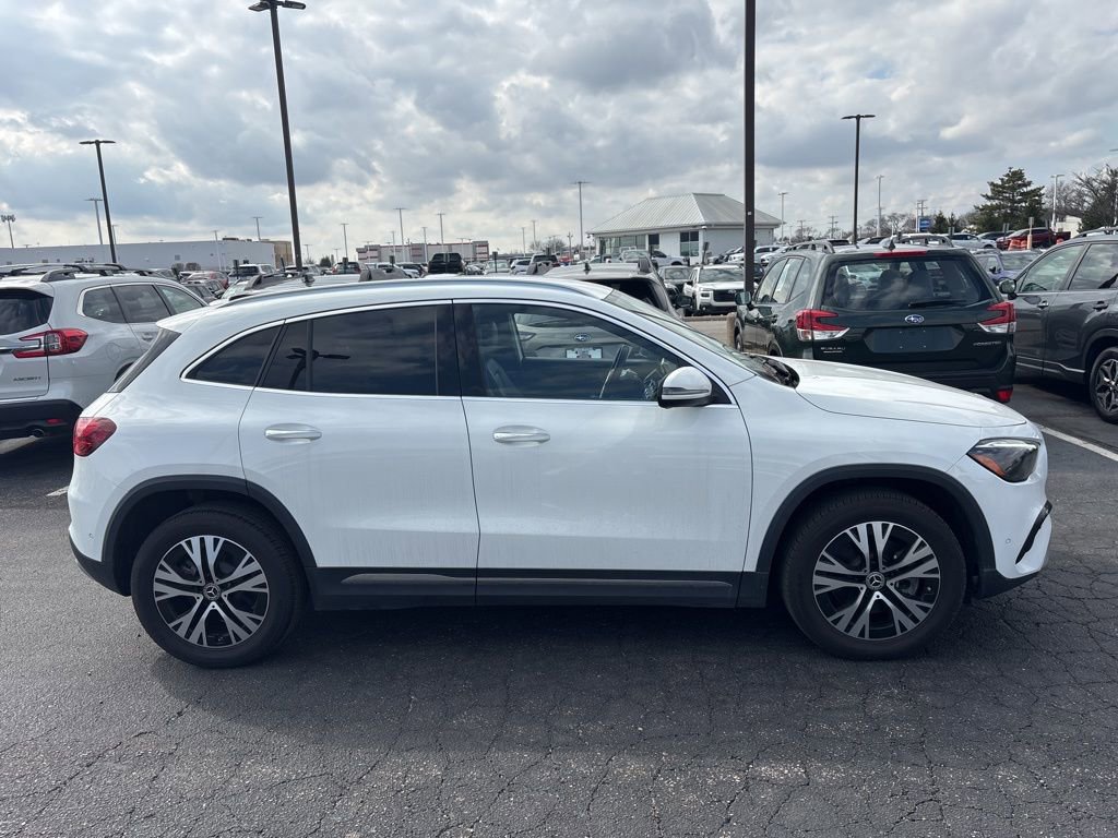 Used 2024 Mercedes-Benz GLA 250 4MATIC image 2